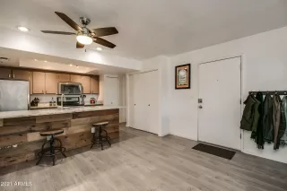 Photo #2: 6538124 Listing 