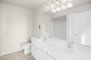 Photo #4: 6538214 Listing