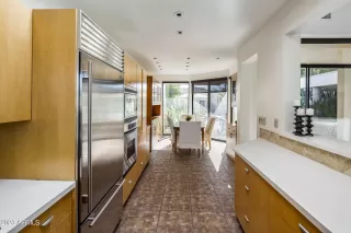 Photo #5: 6538226 Listing