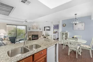 Photo #3: 6538232 Listing