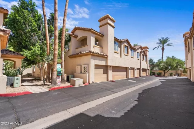 MLS: 6538280 Condo For Sale