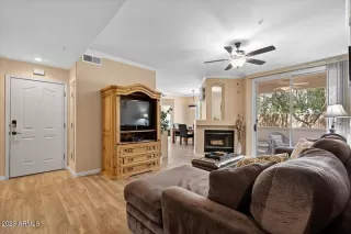 Photo #3: 6538280 Listing