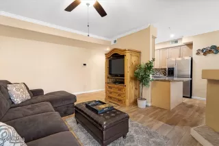 Photo #4: 6538280 Listing