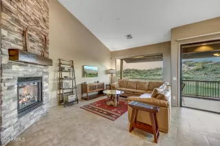 Photo #4: 6538360 Listing