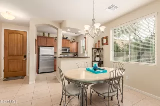 Photo #6: 6538408 Listing