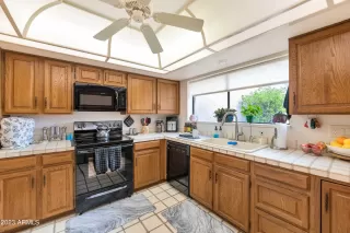 Photo #3: 6538450 Listing 