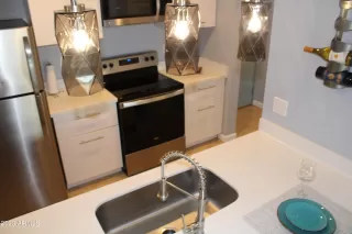 Photo #6: 6538588 Listing
