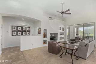 Photo #1: 6538595 Listing