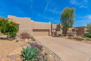 Photo #5: 6538595 Listing