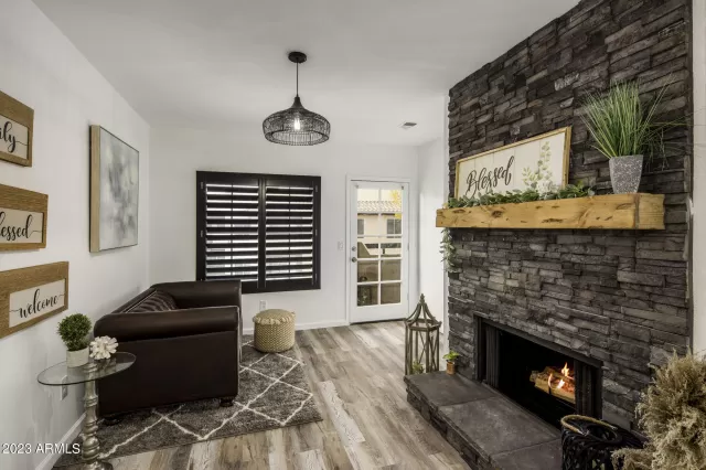 MLS: 6538687 Condo For Sale