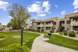 Photo #2: 6538687 Listing