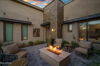 Photo #5: 6538799 Listing