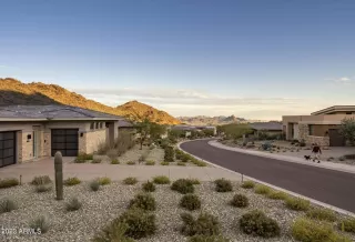 Photo #6: 6538909 Listing