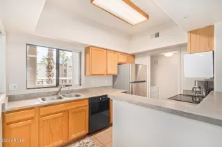 Photo #6: 6539671 Listing 