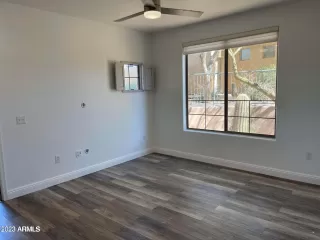 Photo #2: 6539941 Listing 