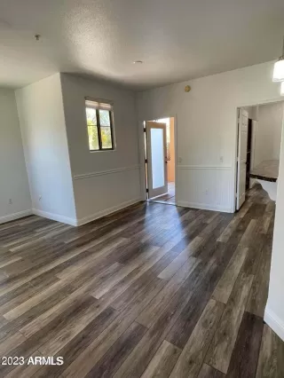 Photo #5: 6539941 Listing 