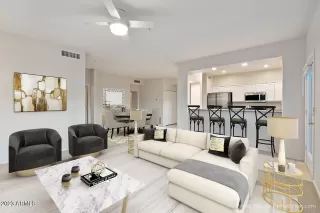 Photo #4: 6540069 Listing