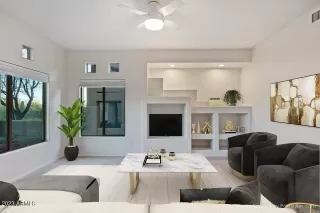 Photo #5: 6540069 Listing