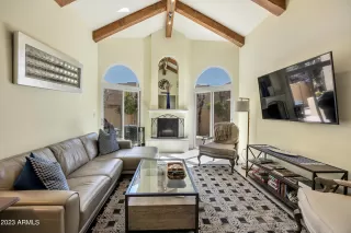 Photo #1: 6540188 Listing 