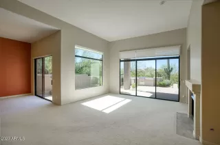 Photo #4: 6540281 Listing
