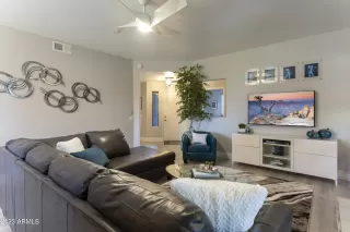 Photo #1: 6540308 Listing