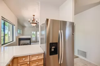 Photo #2: 6540343 Listing 