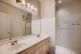 Photo #6: 6540343 Listing 