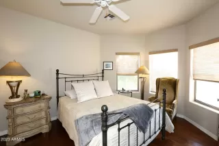 Photo #6: 6540428 Listing