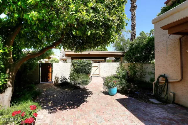 MLS: 6540553 Condo For Sale