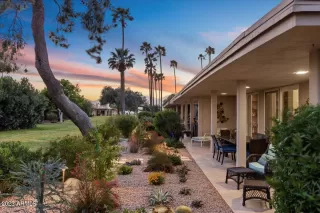 Photo #5: 6540832 Listing