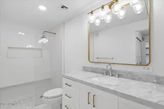 Photo #3: 6540855 Listing