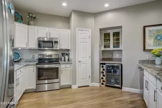 Photo #6: 6540899 Listing 