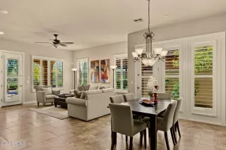 Photo #5: 6540997 Listing 