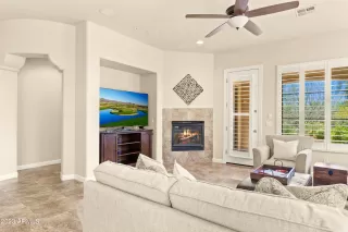 Photo #6: 6540997 Listing 