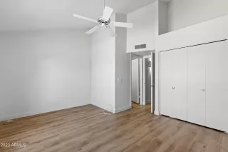 Photo #6: 6541082 Listing