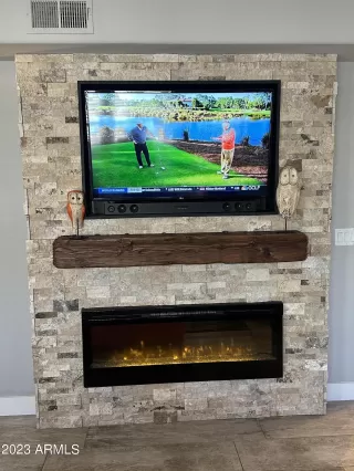 Photo #2: 6541175 Listing