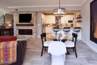 Photo #6: 6541175 Listing