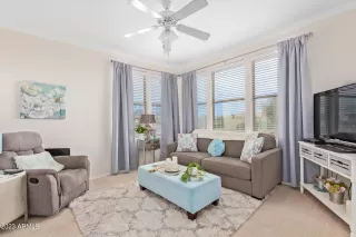 Photo #2: 6541194 Listing