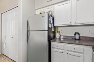 Photo #6: 6541194 Listing