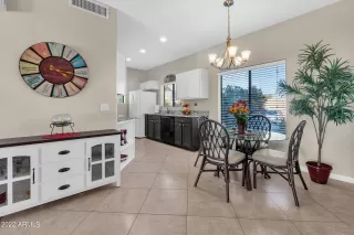 Photo #2: 6541220 Listing