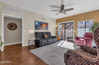 Photo #3: 6541220 Listing