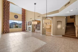 Photo #5: 6541283 Listing 