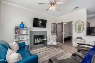 Photo #3: 6541355 Listing