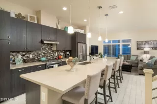 Photo #4: 6541406 Listing 