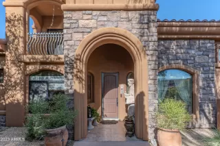 Photo #2: 6541778 Listing