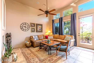 Photo #3: 6541778 Listing