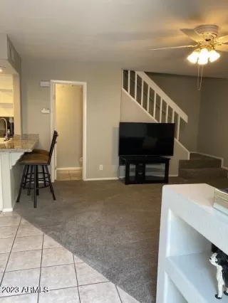 Photo #5: 6541870 Listing