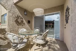 Photo #5: 6541889 Listing