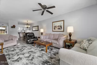 Photo #6: 6541889 Listing