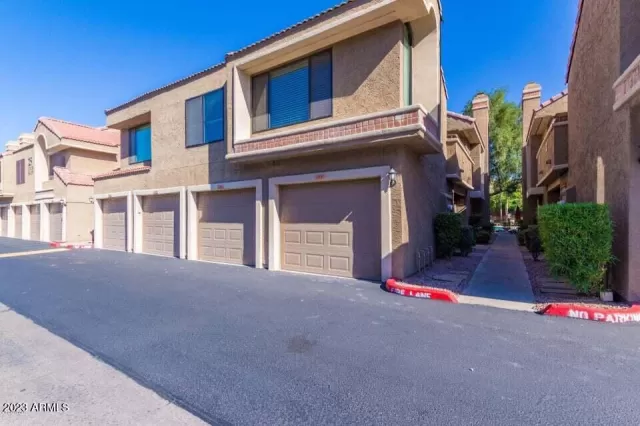 MLS: 6541925 Condo For Sale